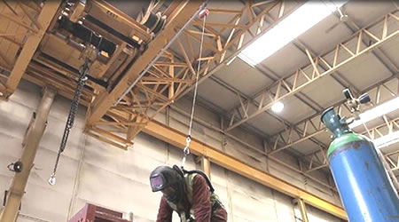 儲油罐防腐作業防墜器安全規范下的防護施工